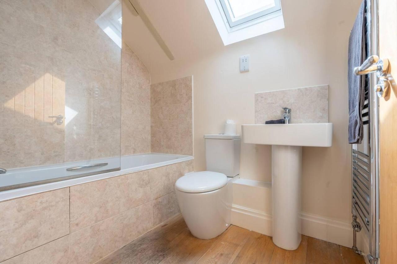 Charming 1-Bed Loft In Caerleon Newport (Gwent) Exterior foto